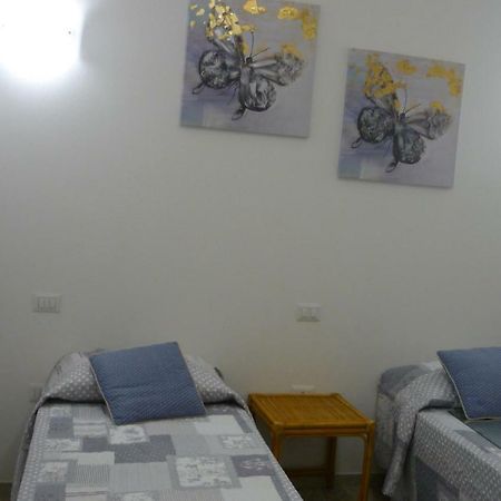 Nuovo Appartamento In Centro 普拉 外观 照片